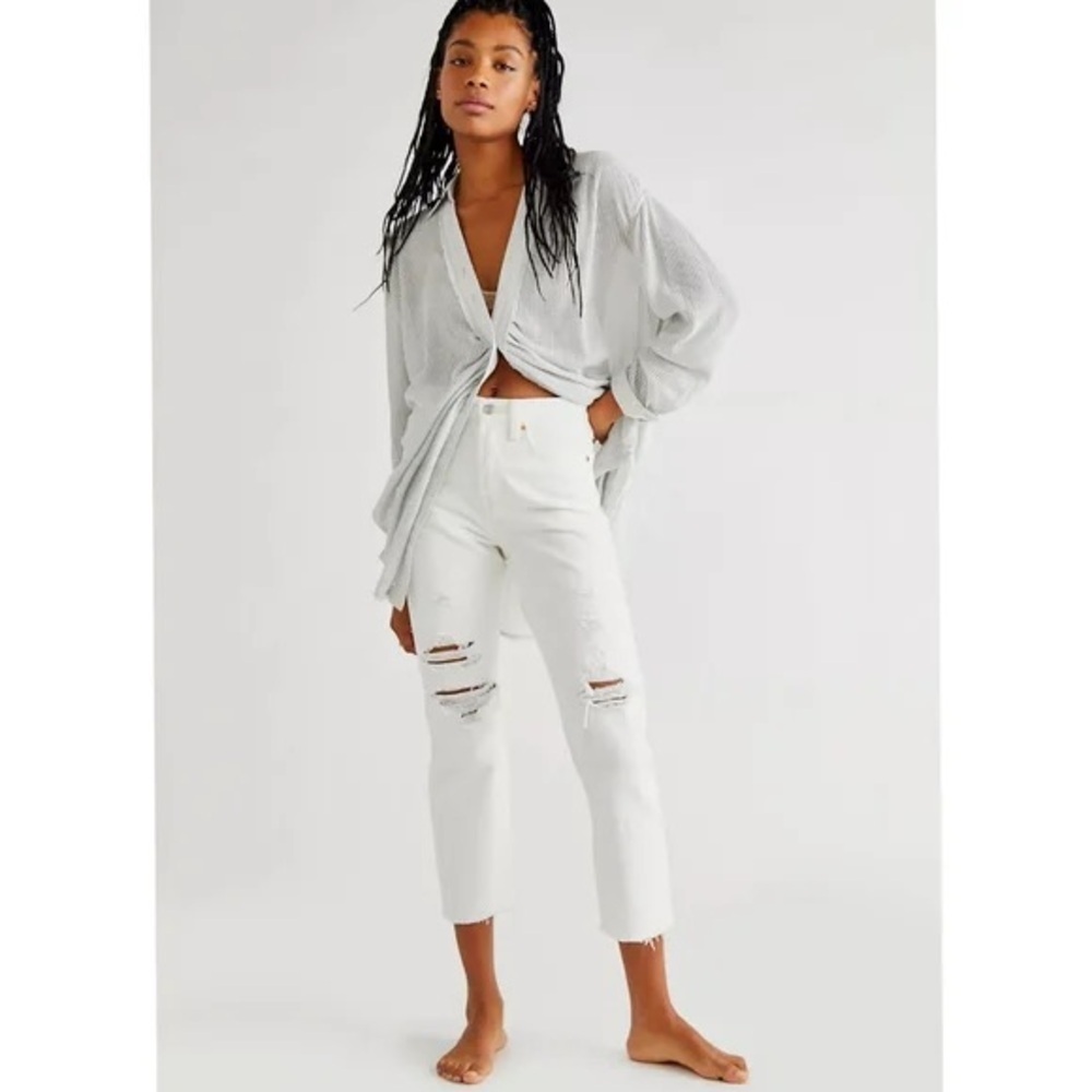 Levi’s Premium Wedgie Straight Jeans – White Distressed Raw Hem - Size 27